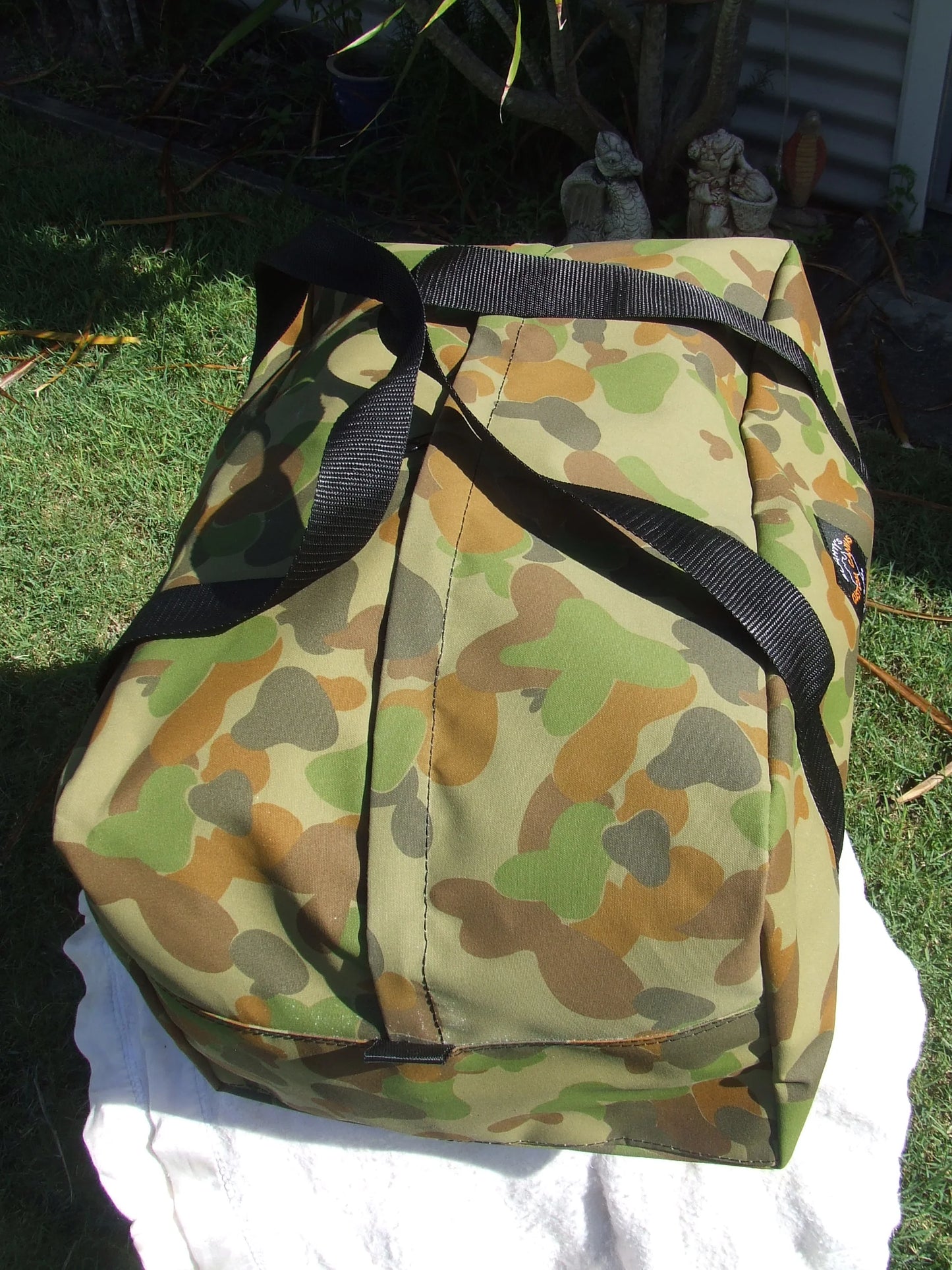 Duffel Bag Short